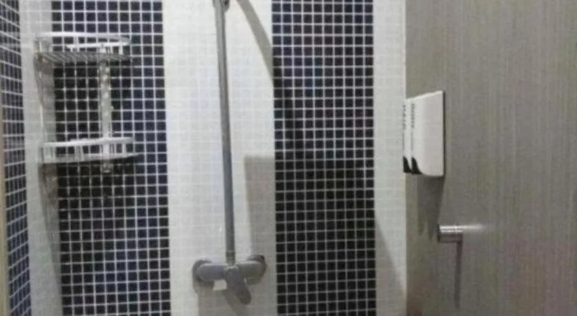 Shanghai Blue Mountain Bund Youth Hostel