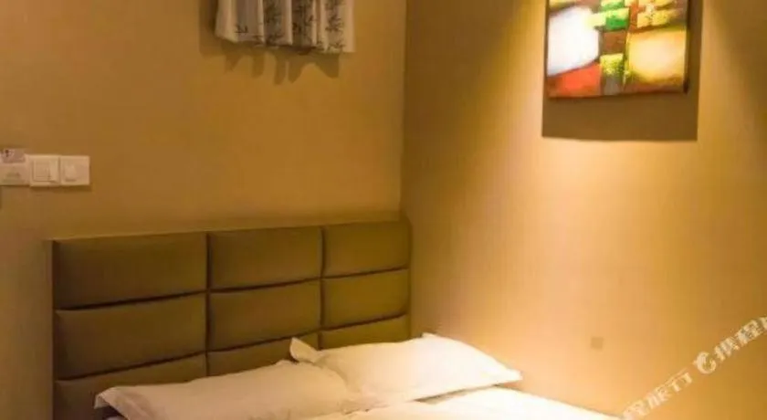 Bed in Shanghai Blue Mountain Bund Youth Hostel