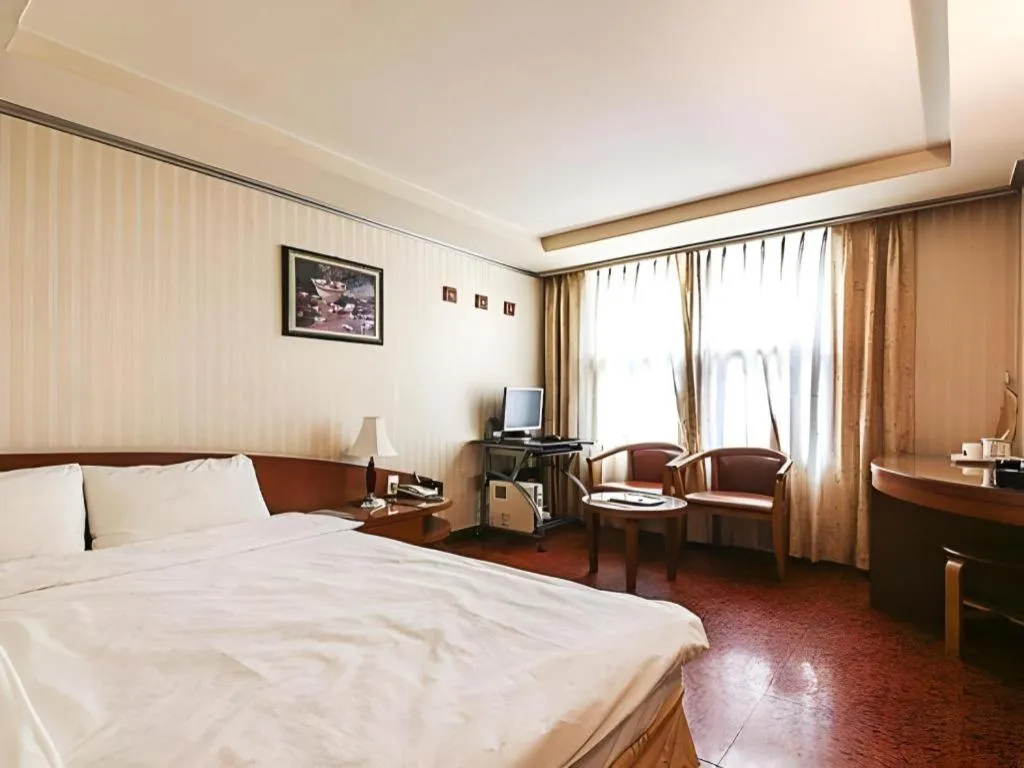 Bed in Mirabell Motel