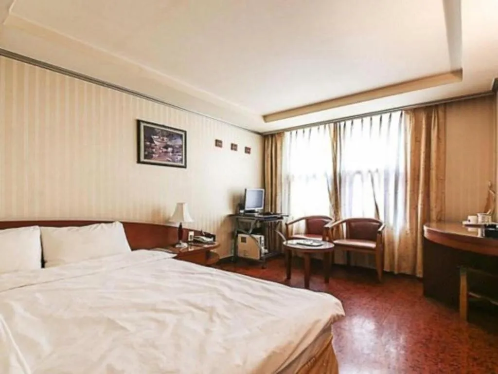 Bed in Mirabell Motel