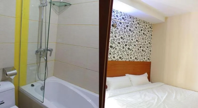 Bed in An Dong Center Hotel Chinatown Saigon