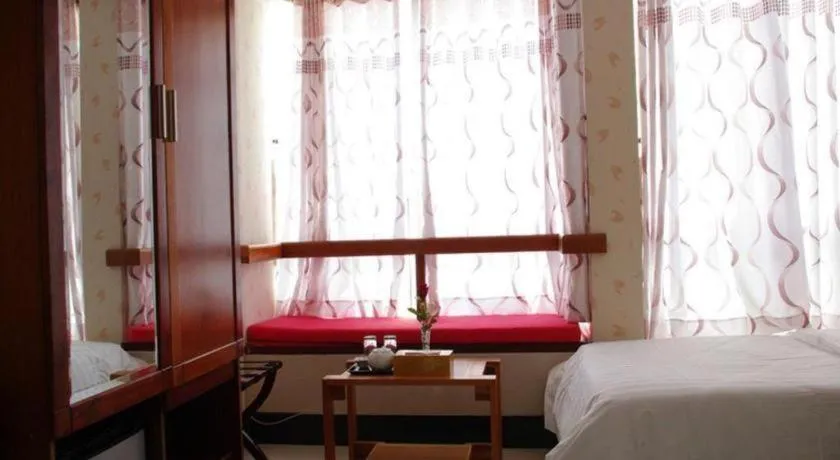 Bed in An Dong Center Hotel Chinatown Saigon