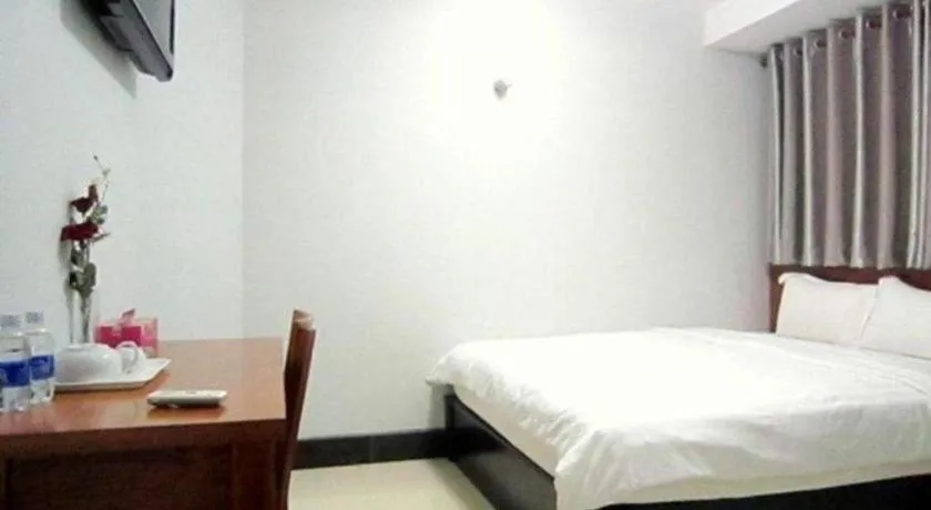 Bed in An Dong Center Hotel Chinatown Saigon