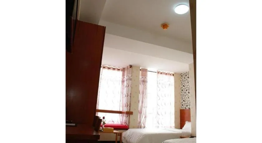 Bed in An Dong Center Hotel Chinatown Saigon