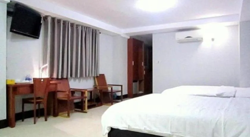 Bed in An Dong Center Hotel Chinatown Saigon