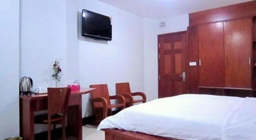 Bed in An Dong Center Hotel Chinatown Saigon