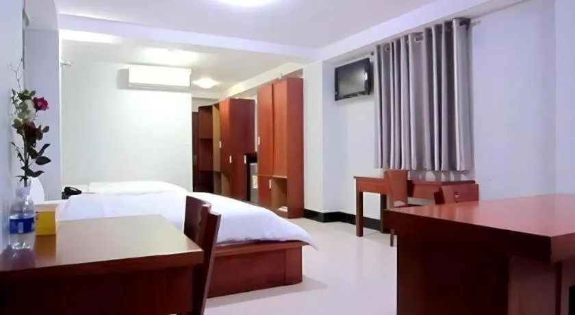 Bed in An Dong Center Hotel Chinatown Saigon