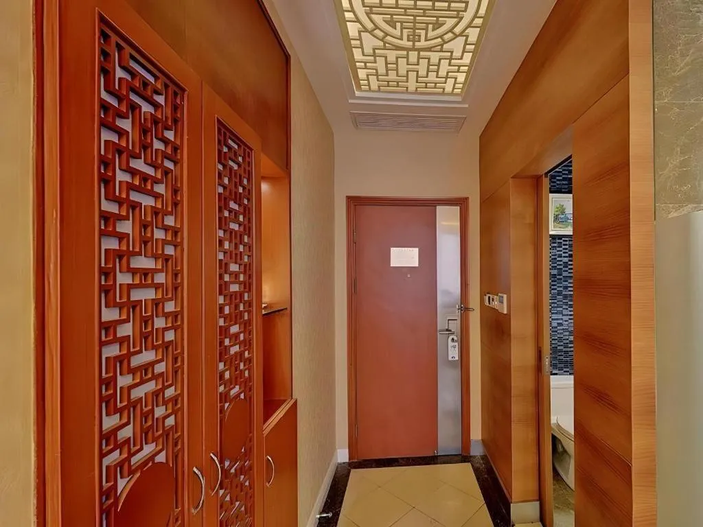 Starway Hotel Hongqiao Junction Center Branch