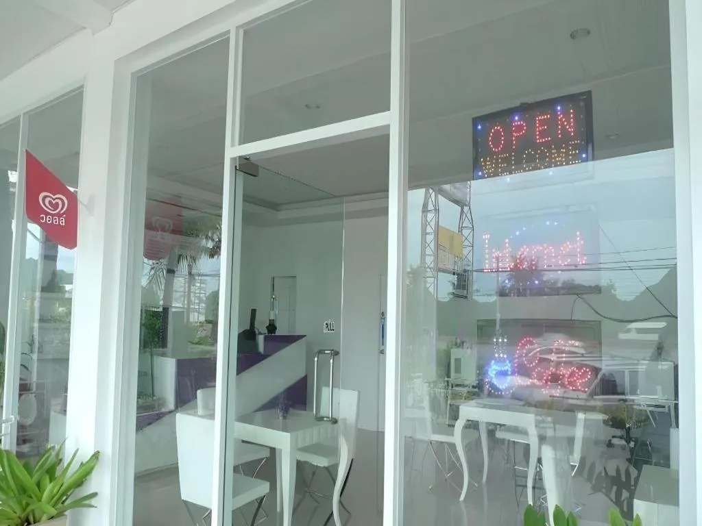 Phet Cha-am Plaza&Resort