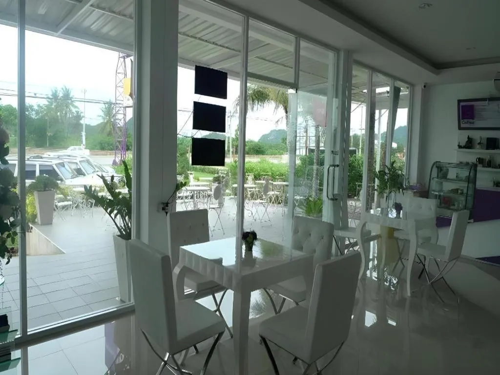 Phet Cha-am Plaza&Resort