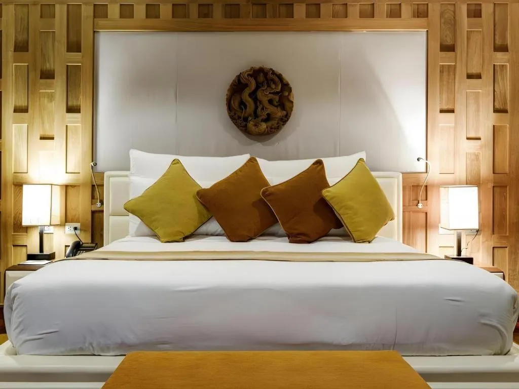 Bed in Baan Souchada Resort & Spa