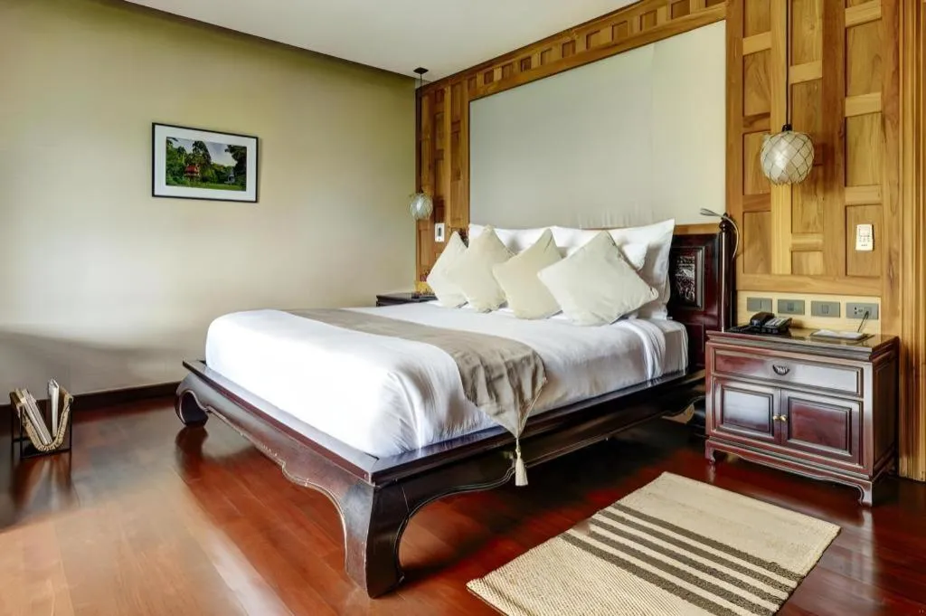 Bed in Baan Souchada Resort & Spa