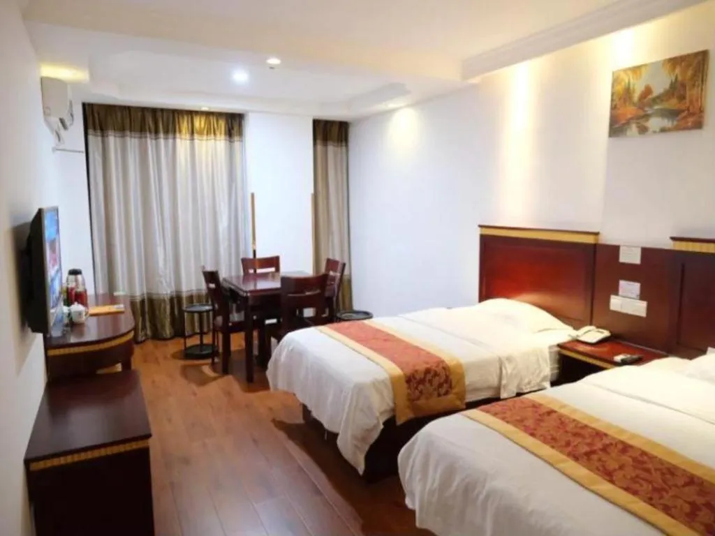 Bed in GreenTree Inn Shanghai Minhang Development Zone Subway Station Business Hotel