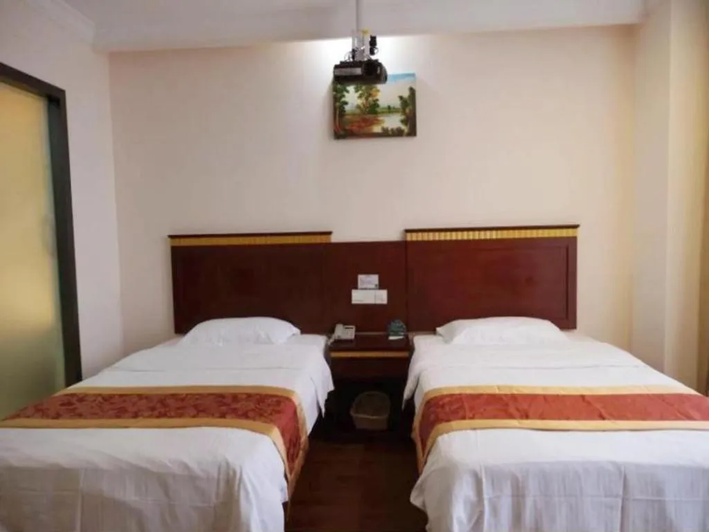 Bed in GreenTree Inn Shanghai Minhang Development Zone Subway Station Business Hotel