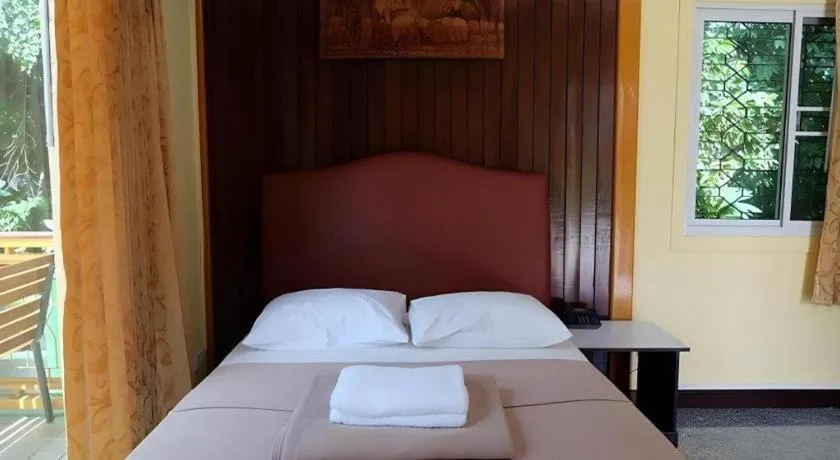 Bed in Hihotel Saraburi