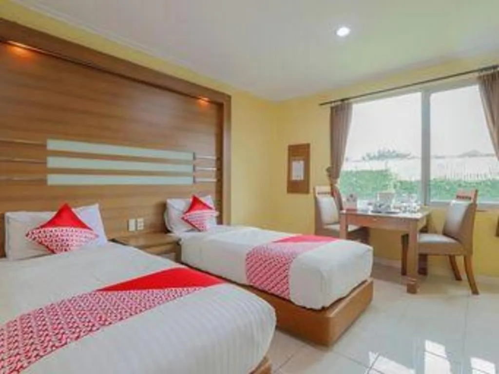 Bed in Hotel Senen Indah Syariah