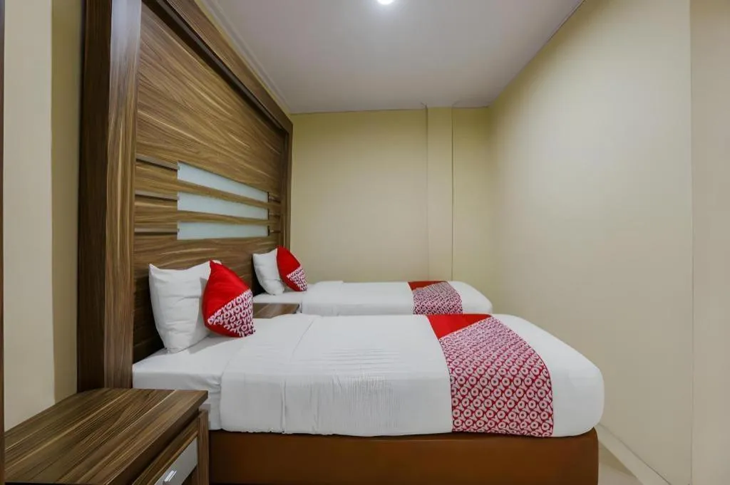 Bed in Hotel Senen Indah Syariah