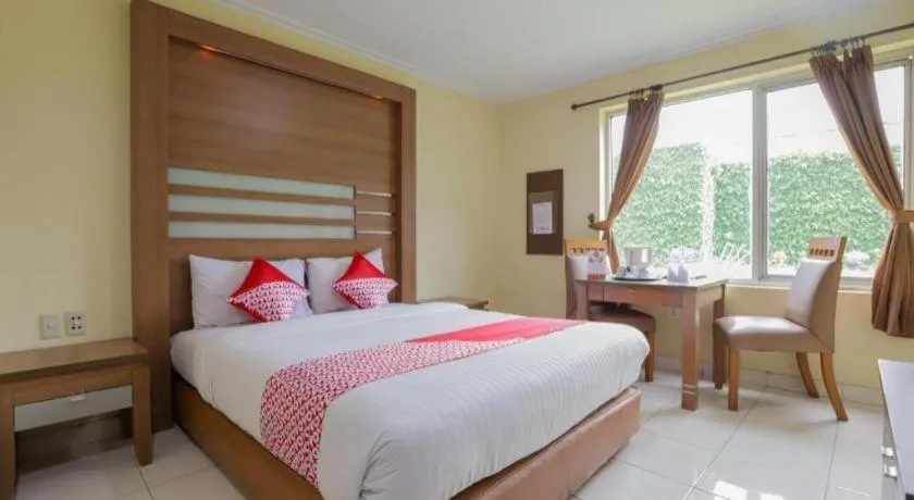 Bed in Hotel Senen Indah Syariah