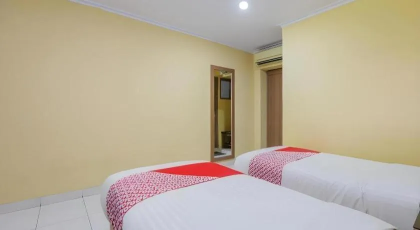 Bed in Hotel Senen Indah Syariah
