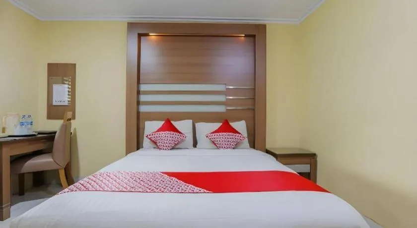 Bed in Hotel Senen Indah Syariah