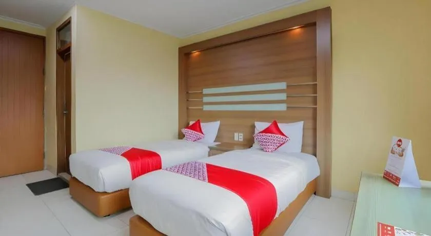 Bed in Hotel Senen Indah Syariah