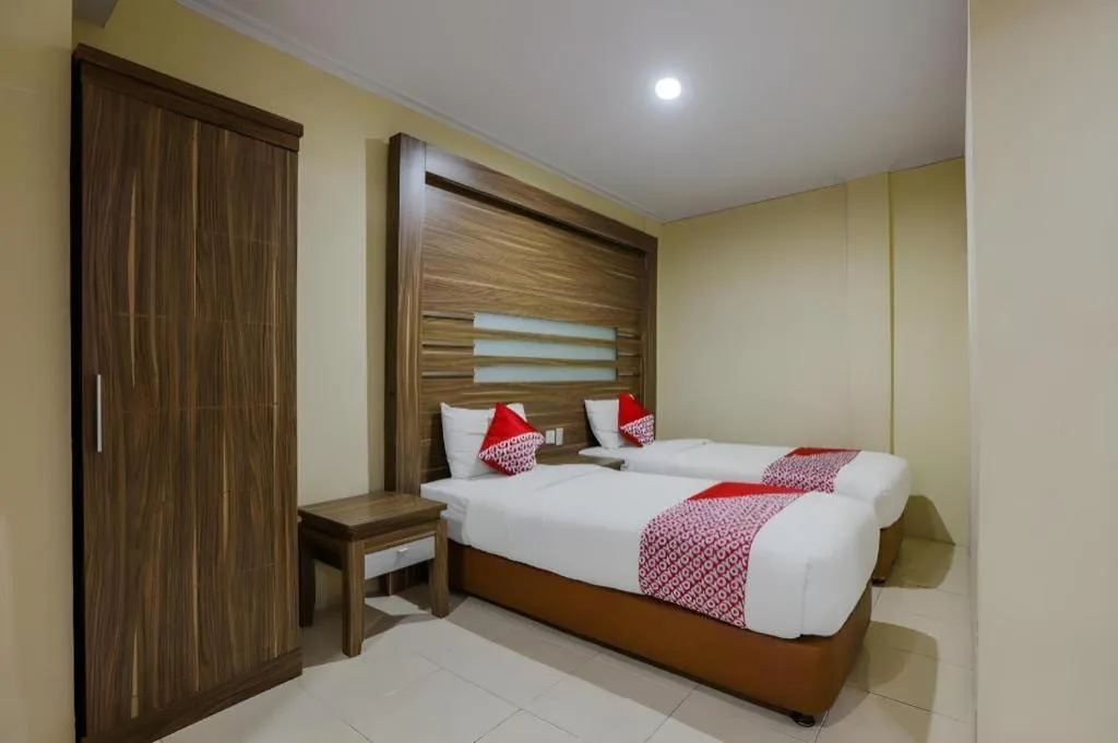 Bed in Hotel Senen Indah Syariah