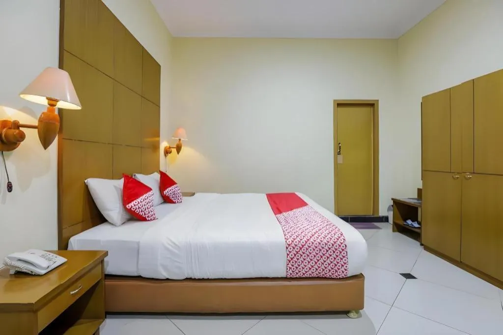 Bed in Hotel Senen Indah Syariah
