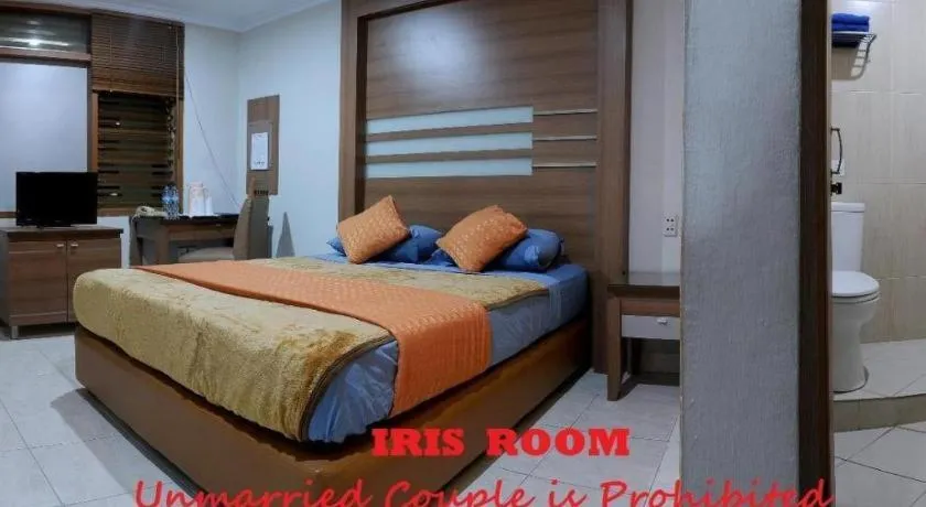 Bed in Hotel Senen Indah Syariah