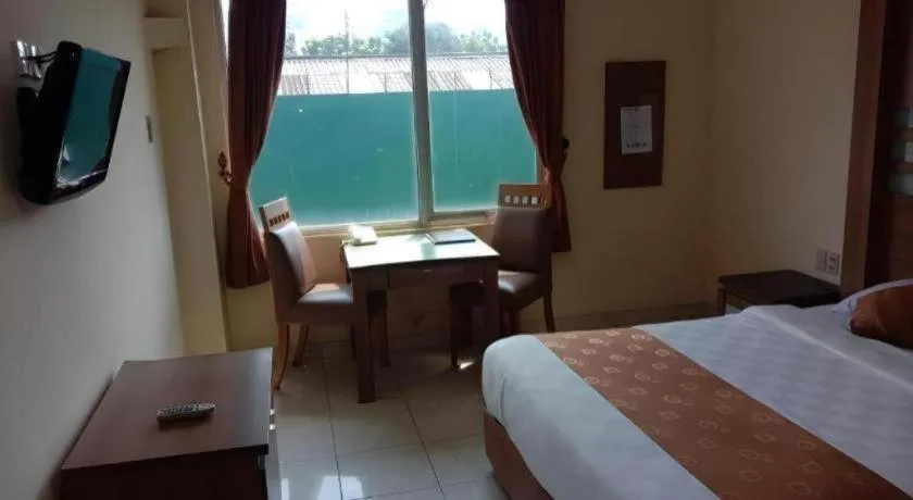 Bed in Hotel Senen Indah Syariah