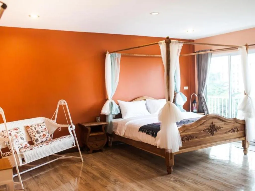 Bed in Phaphoom Boutique Residence