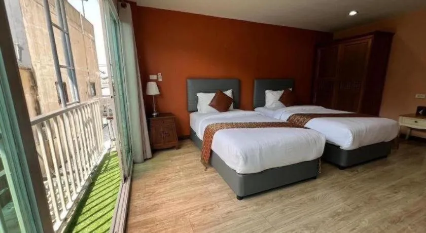 Bed in Phaphoom Boutique Residence