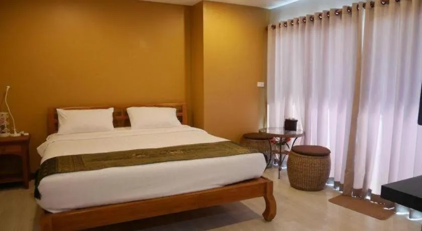 Bed in Phaphoom Boutique Residence