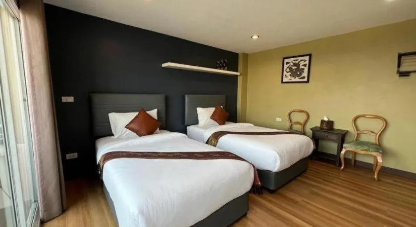 Bed in Phaphoom Boutique Residence