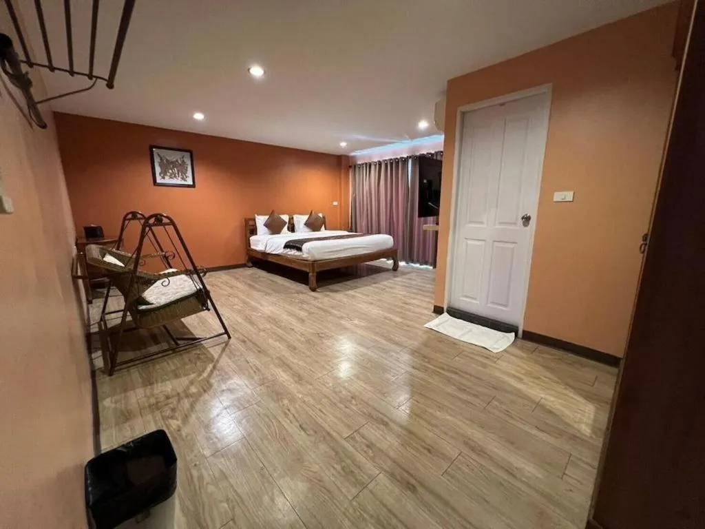 Bed in Phaphoom Boutique Residence