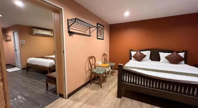 Bed in Phaphoom Boutique Residence