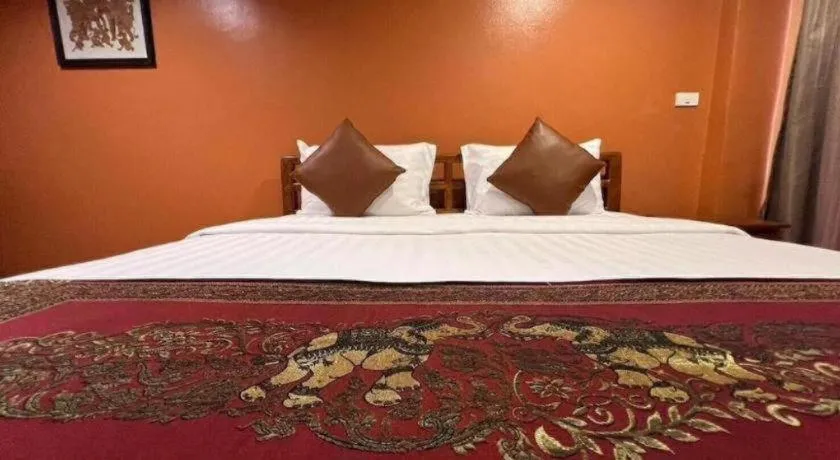 Bed in Phaphoom Boutique Residence