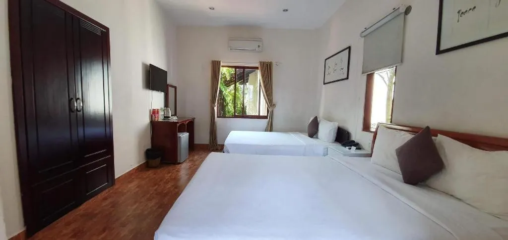 Bed in Castaways Resort Phu Quoc