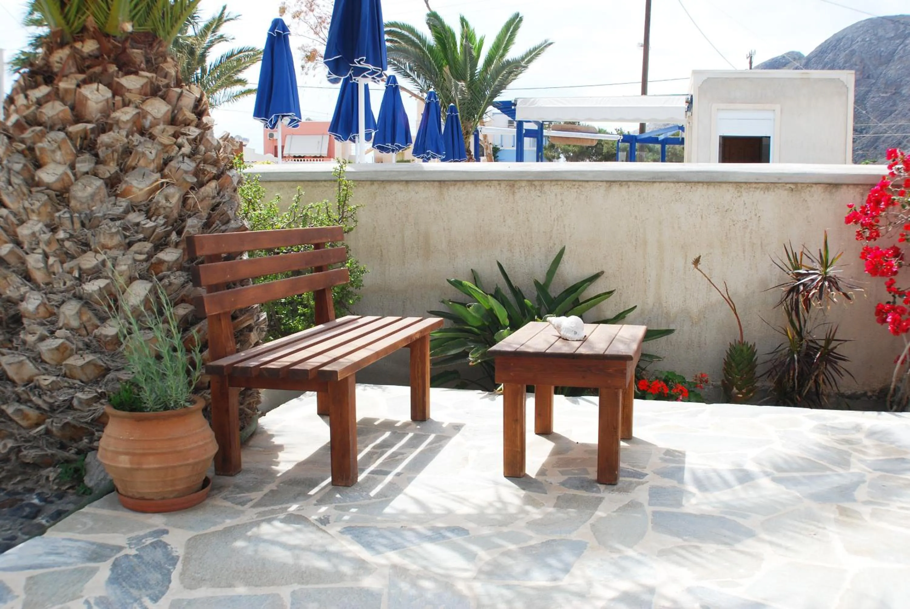 Facade/entrance in Aretousa Villas