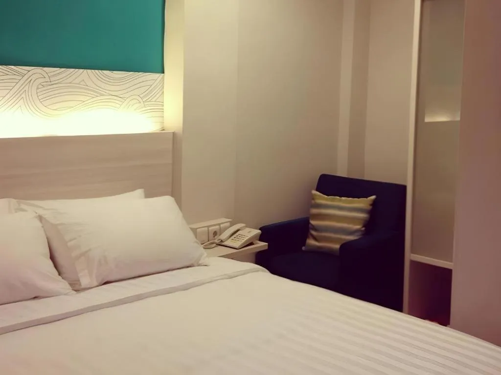 Bed in Makassar Beach Inn