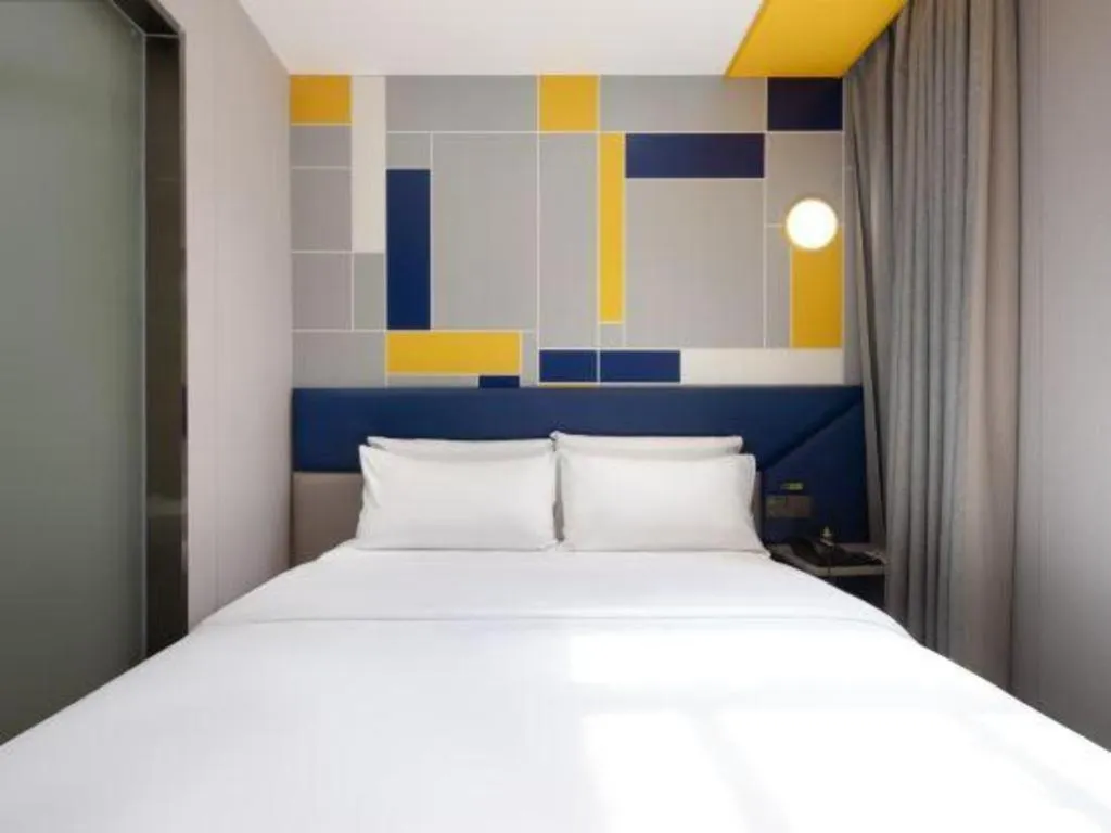 Bed in 7 Days Inn Changsha Pedestrian Street Nanmenkou Metro Station