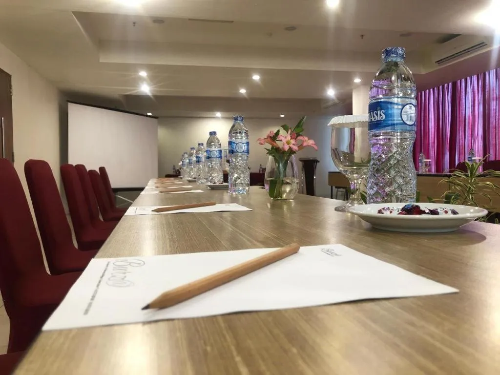 Burza Hotel Lubuk Linggau