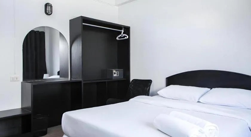 Bed in Crystal Hotel Huahin