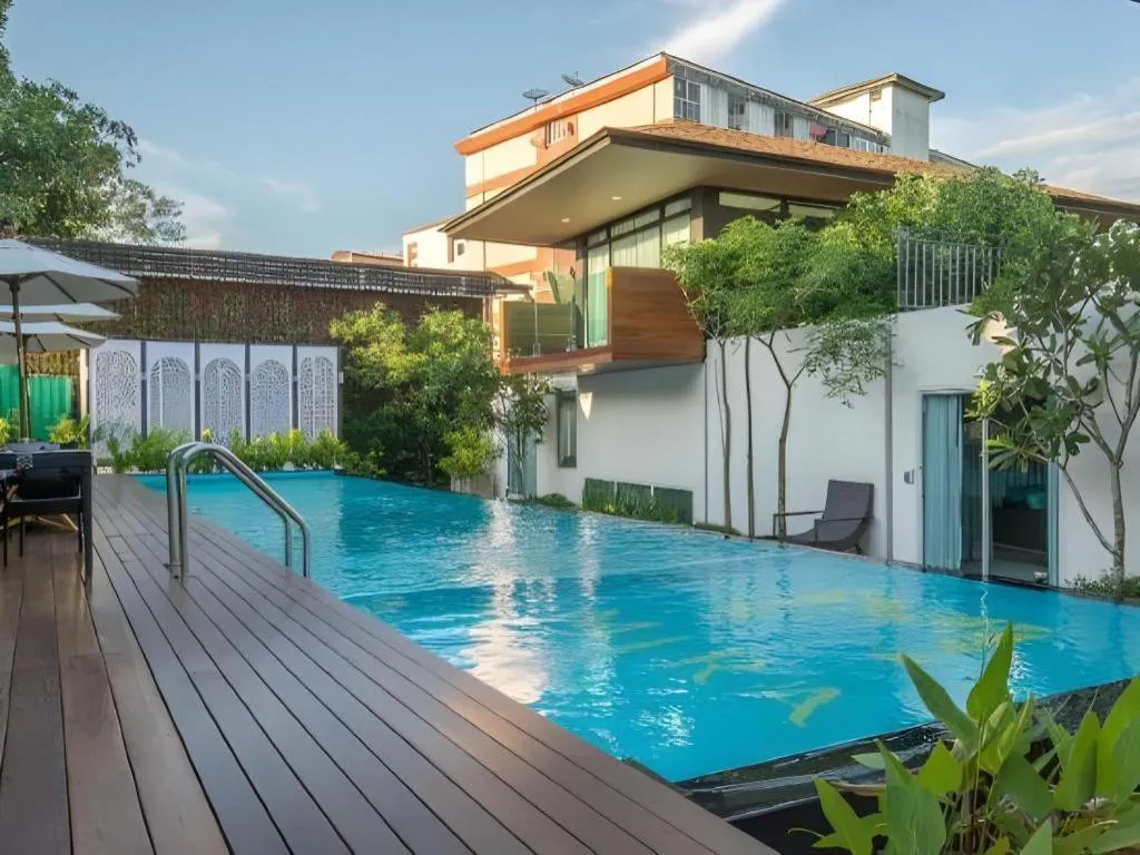 Mira Residence & Resort (halal)