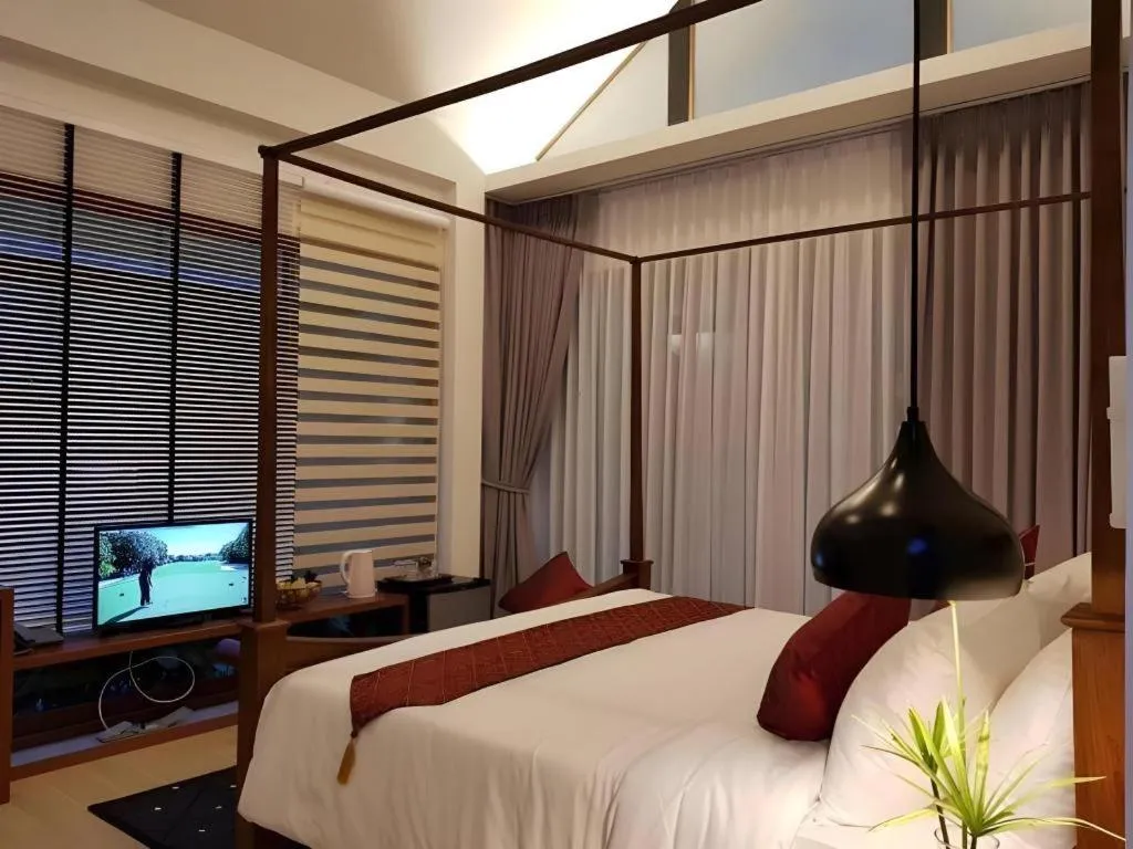 Bed in Mira Residence & Resort (halal)