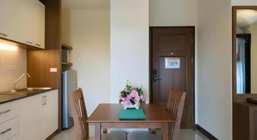 Mira Residence & Resort (halal)