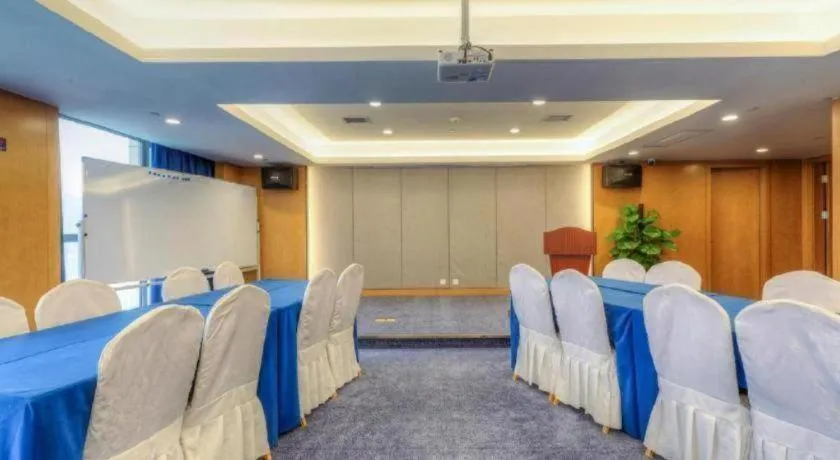 Kyriad Marvelous Hotel·Xi'an North High-speed Railway Station