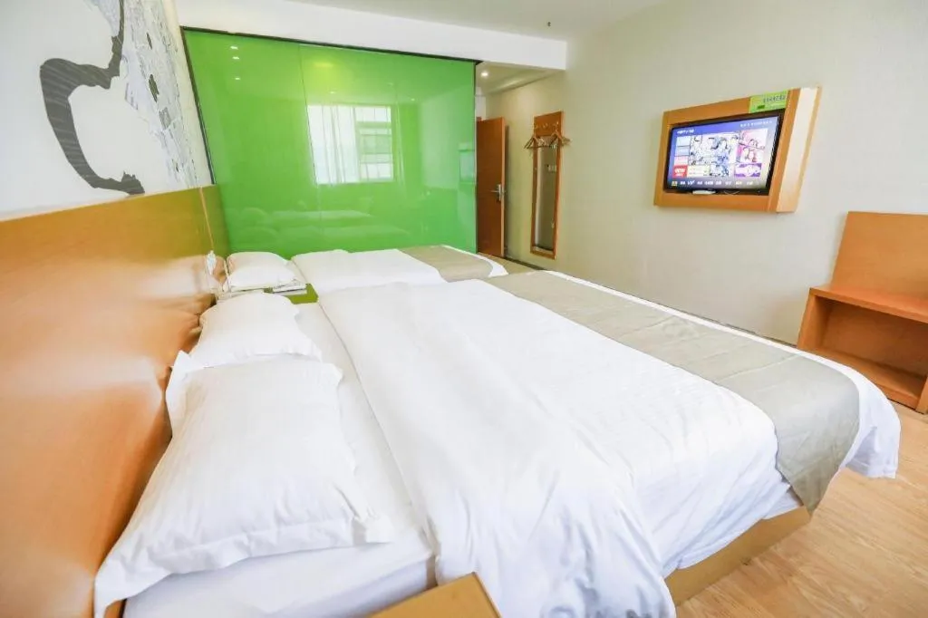 Bed in Vatica HeFei Baishuiba BHG Hotel