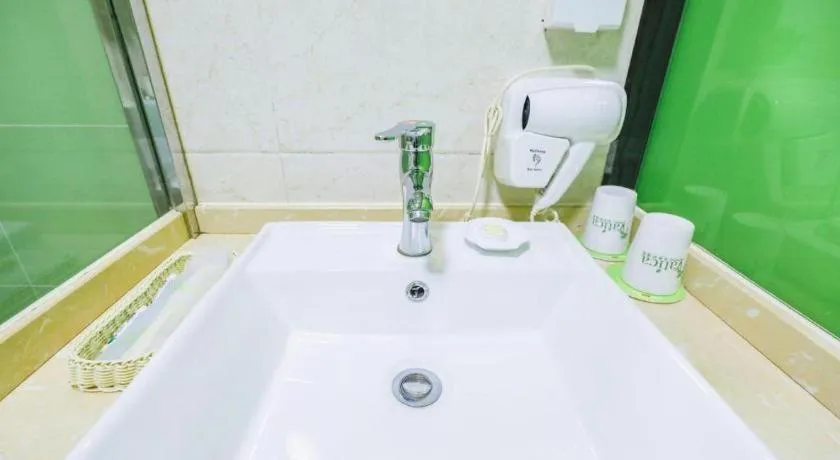 Vatica HeFei Baishuiba BHG Hotel