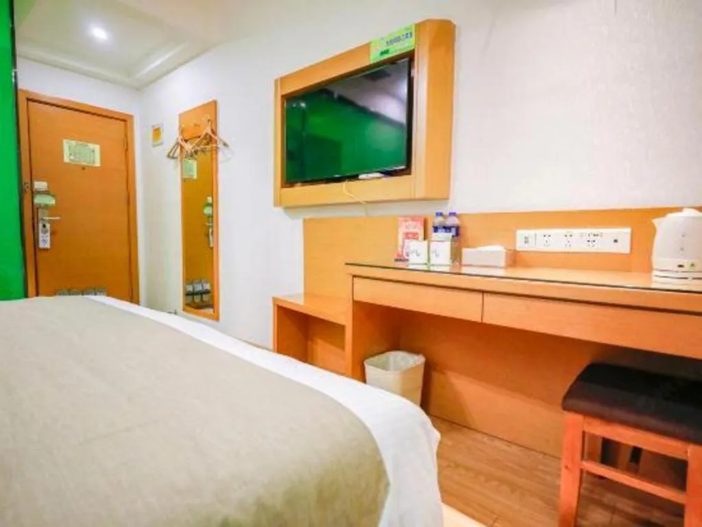 Bed in Vatica HeFei Baishuiba BHG Hotel