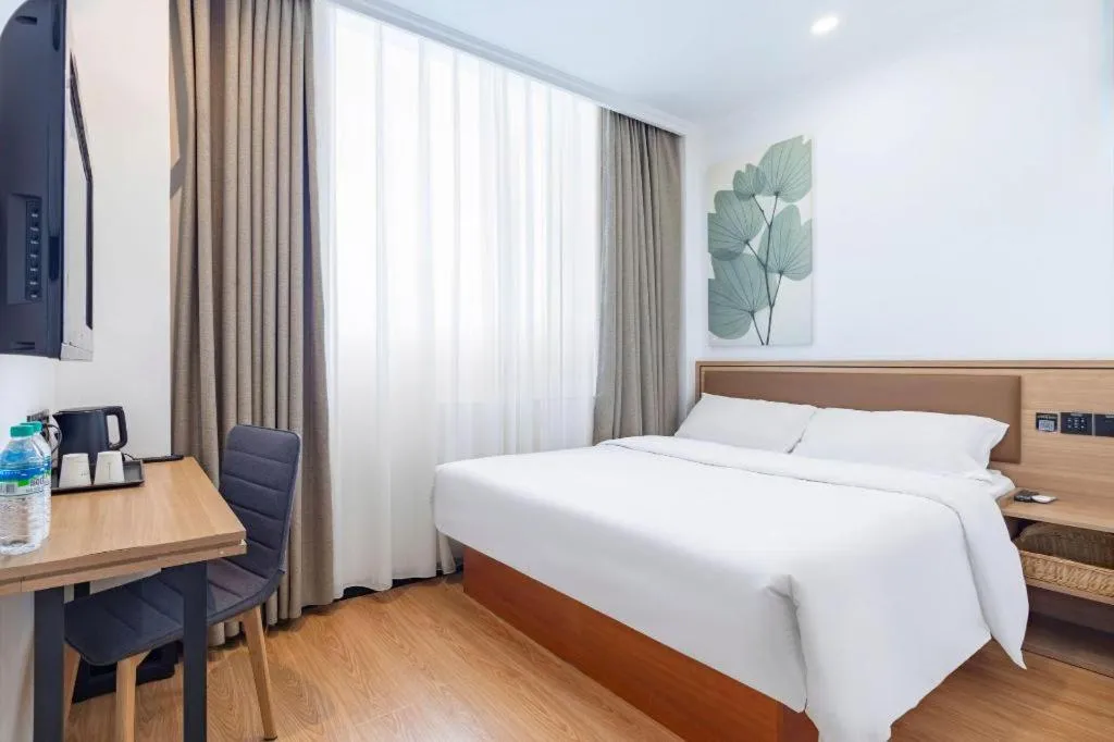 Bed in GreenTree Inn Chaoyang Shuangta District Bus Station